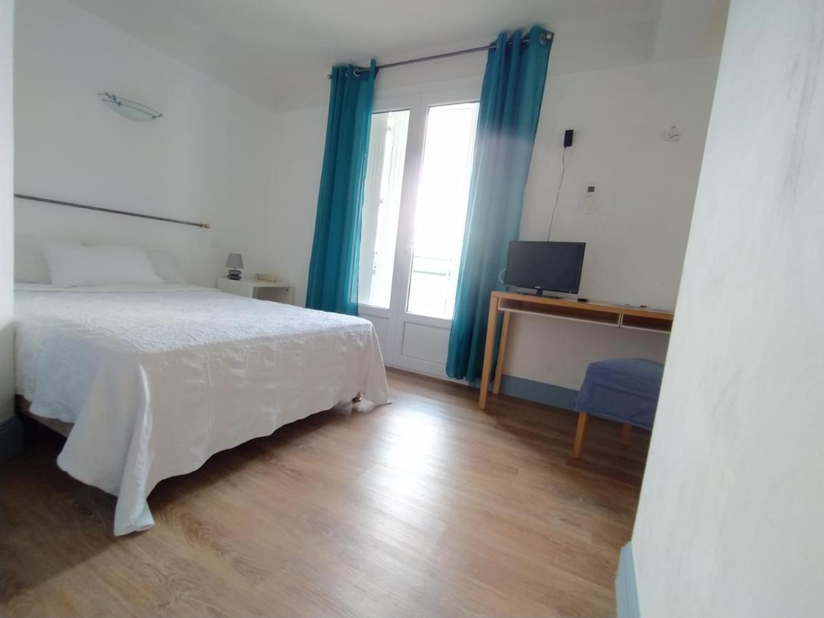 Hôtel CÔTÉ LOT Puy-lʼÉvêque Buitenkant foto
