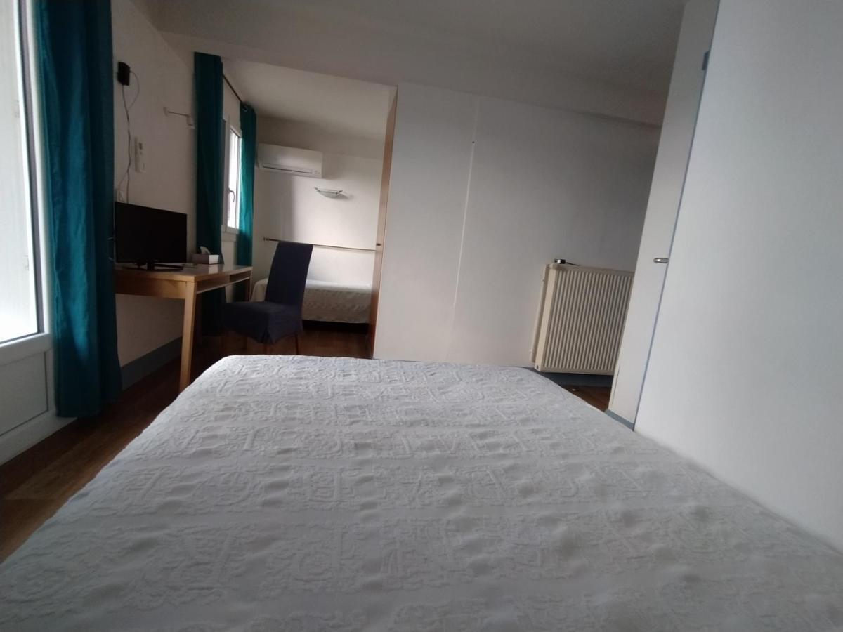 Hôtel CÔTÉ LOT Puy-lʼÉvêque Buitenkant foto